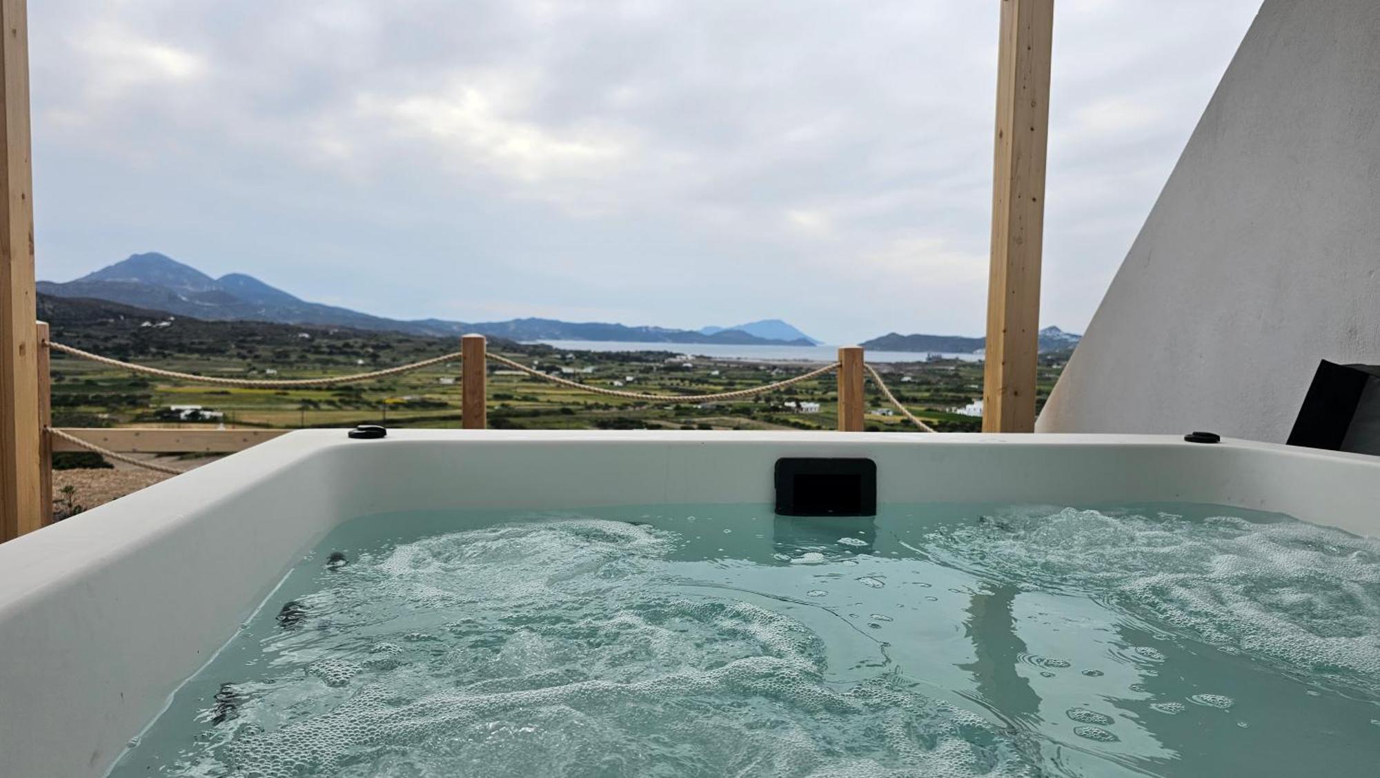 Bayview Villa With Jaccuzi - Milos Zefiría Extérieur photo